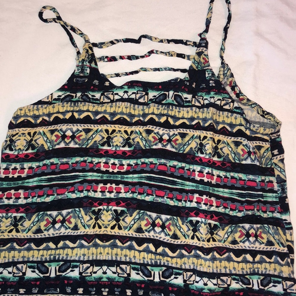 Pattern tank, with string detail - Picture 4 of 4